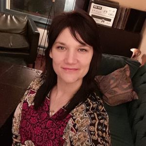 Meet your Posher, Carrie